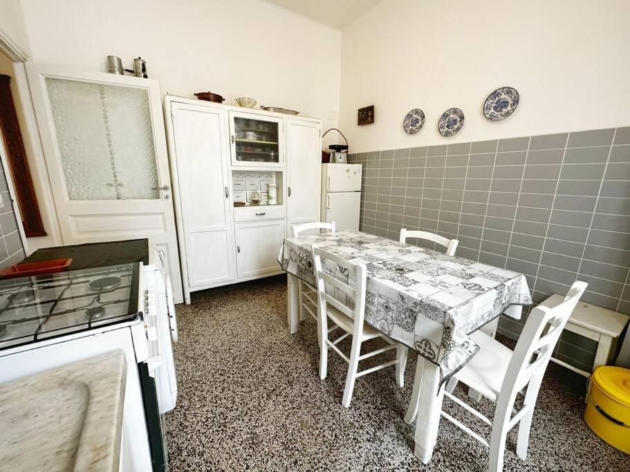 Suite Massa 57 - Sanremo Bagian luar foto